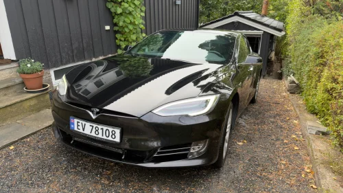 TESLA Model S 75D 4WD