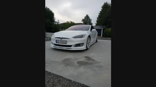 TESLA Model S 75D 4WD