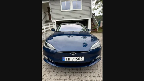 TESLA Model S 75D 4WD