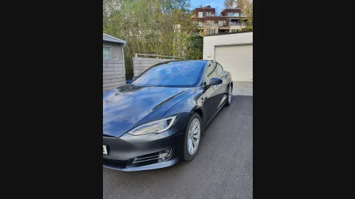 TESLA Model S 75D 4WD