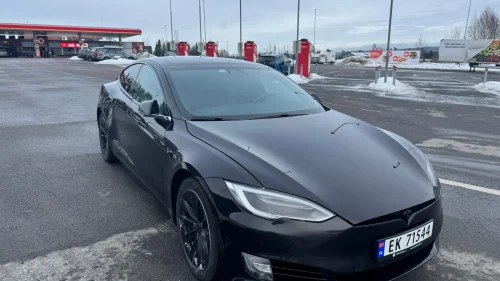 TESLA Model S 75D 4WD