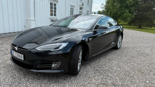 TESLA Model S 75D 4WD