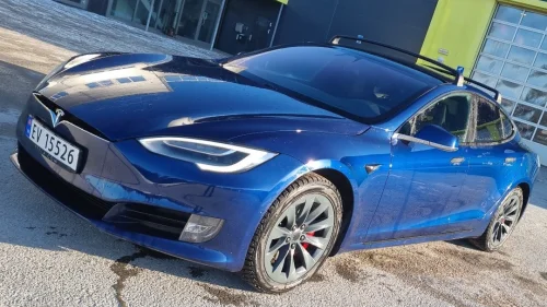 TESLA Model S 75D 4WD