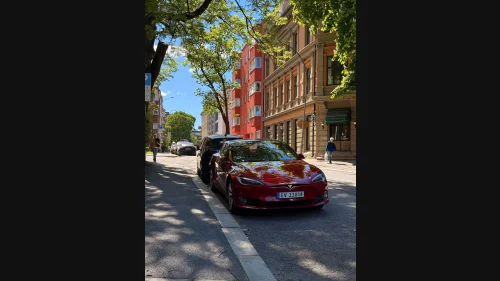 TESLA Model S 75D 4WD