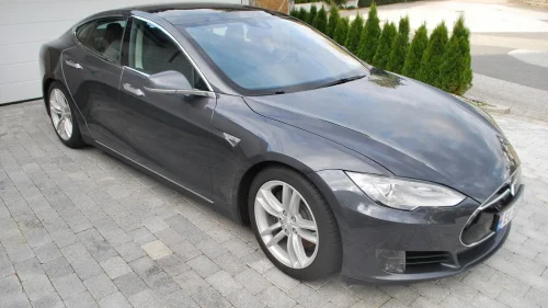 TESLA MOTORS Model S 70D. Gratis lading. Godt vedlikeholdt og utstyrt