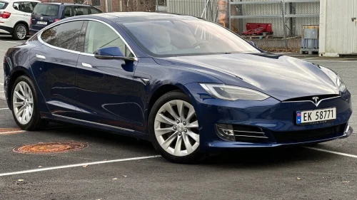 TESLA Model S 75D | 2017 | AWD | Luftfjæring | EAP | Premium
