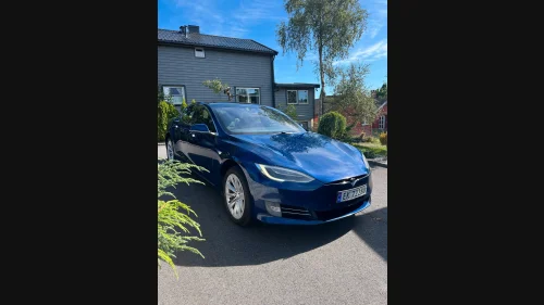TESLA Model S 75D 4WD