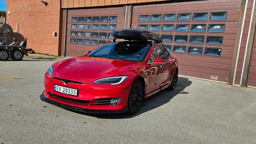 TESLA Model S 75D 4WD