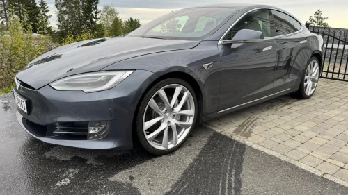 TESLA Model S 75D 4WD / MCU2 / AP 2,5 / CCS