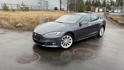 TESLA Model S LONG RANGE RAVEN,PREMIUM LYD,CCS