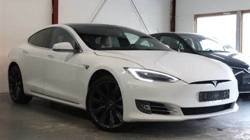 TESLA MOTORS Model S 90D 4WD | Facelift | Autopilot | Luftfj. | Skinn