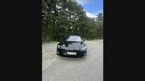 TESLA Model S 75D 4WD
