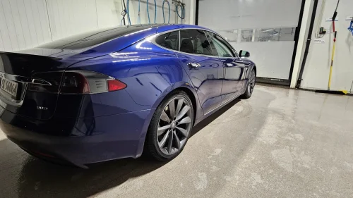 TESLA Model S 90D 4WD