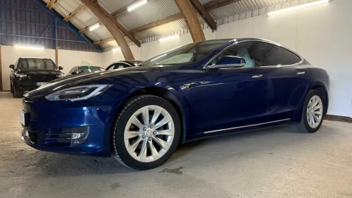 TESLA Model S 75D - AWD - LAV KM - PREMIUM LYD - HVITE SKINNSETER