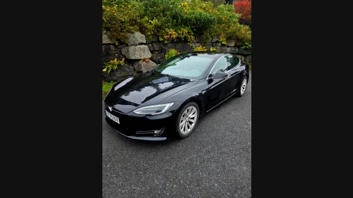 TESLA Model S 75D 4WD