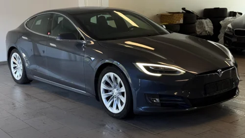 TESLA Model S Long Range AWD Gratis Lading Luft Skinn EU-01.27 1 Eier