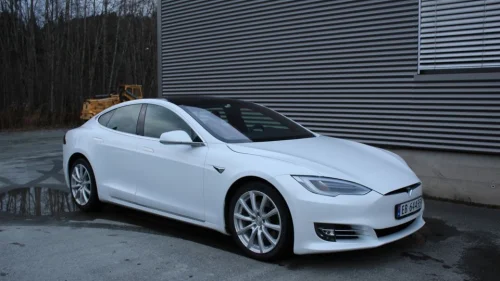 TESLA Model S Long Range AWD Raven