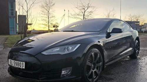 TESLA MOTORS Model S 85D, Gratis lading, Automat, Cruisekontroll, Skinninte