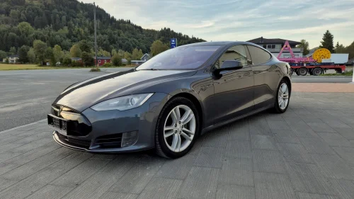TESLA MOTORS Model S 85D/422HK//GRATIS LADING//CCS//4X4