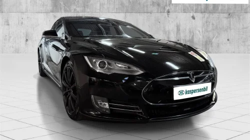 TESLA MOTORS Model S 70D AWD HELSKINN