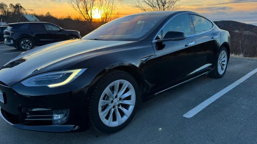 TESLA MOTORS Model S 90D 4WD