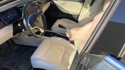TESLA Model S 75D 4WD