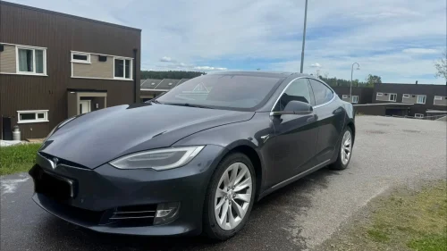 TESLA Model S 75D 4WD
