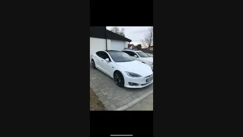 TESLA Model S 75D 4WD