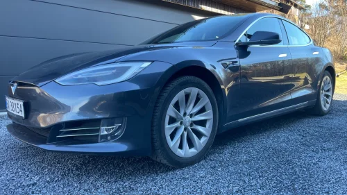 TESLA Model S 75D 4WD