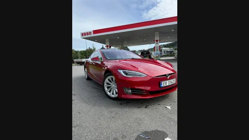 TESLA Model S 75D 4WD