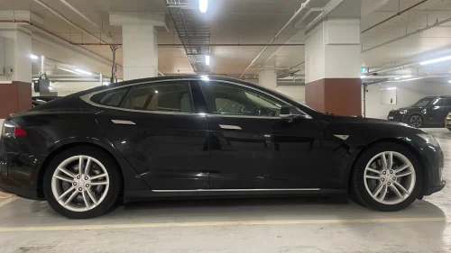 TESLA MOTORS Model S 70D