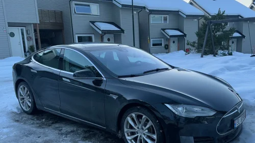 TESLA MOTORS Model S 70D