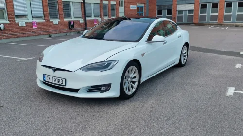 TESLA MOTORS Model S 75D/Facelift/Glasstak/CCS/Vinterpakke/Free supercharger