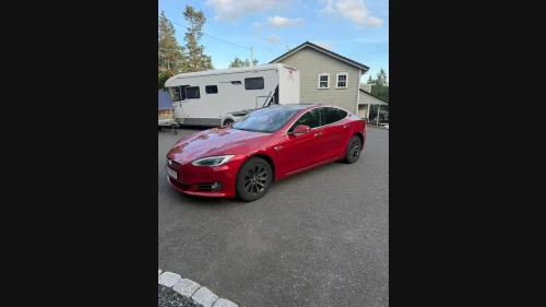 TESLA Model S 75D 4WD