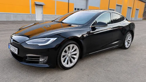 TESLA Model S 75D // EU 11.27 // MCU2 // CCS // Autopilot // Panorama