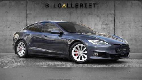 TESLA Model S PERFORMANCE/PPF/ACC/SKINN/PANO/VINTERPAKKE/HW3