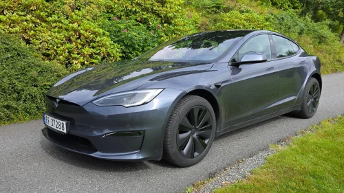 TESLA Model S Long Range