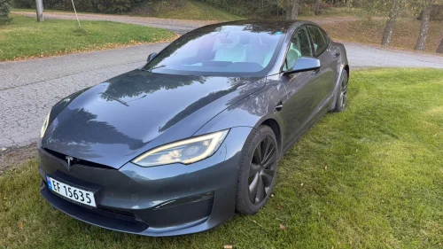 TESLA Model S Long Range