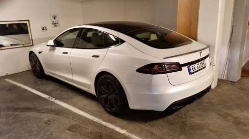 TESLA Model S MODEL S 314KW
