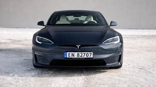 TESLA Model S Plaid