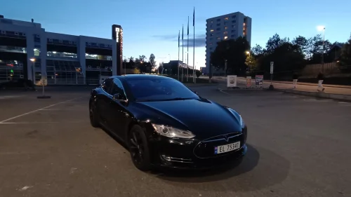 TESLA MOTORS Model S 85 PREMIUM  AUTOPILOT(AP1) FRI HURTIGLADING & FREE WIFI