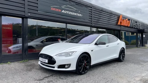 TESLA MOTORS Model S P85D Insane+ 700Hk.Luft,Skinn,Panorama, GRATIS LADING!!