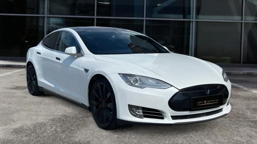 TESLA MOTORS Model S P85D/ Gratis Superlading/Performance/Panorama/ CCS ++