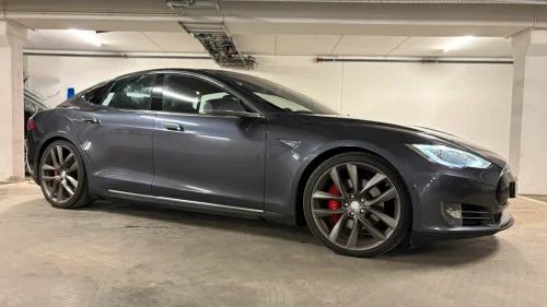TESLA MOTORS Model S P85D plus / insane+ / pano / HiFi / gratis lading /4G