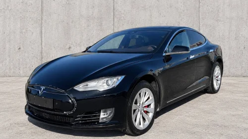 TESLA MOTORS Model S P85D Performance//GRATIS LADING//700HK//eu til 09.27
