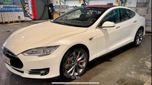 TESLA MOTORS Model S P85D Performance Insane+