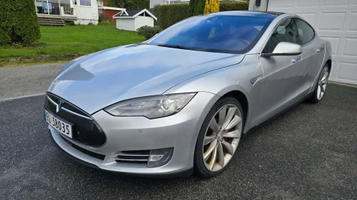 TESLA MOTORS Model S P85D/PREMIUM/HIFI/KARBON/MCU2++