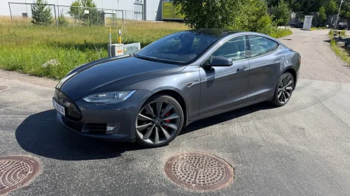 TESLA MOTORS Model S P85D PERFORMANCE 700HK,CCS,NEXTGEN