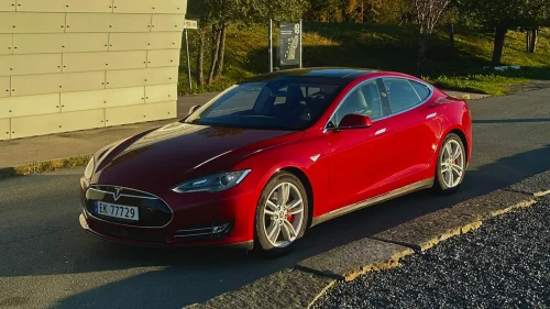 TESLA MOTORS Model S P85D Performance
