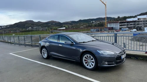 TESLA MOTORS Model S P85D Performance 4WD